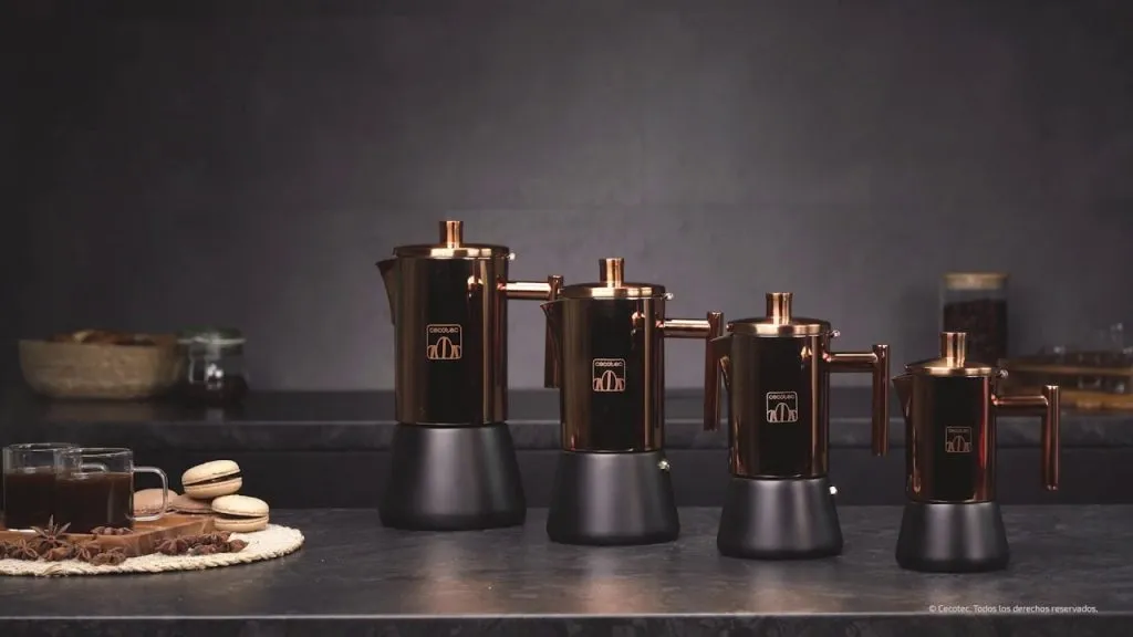Egenskaper til en induksjonskompatibel italiensk kaffetrakter 1 cafetera italiana compatible con induccion