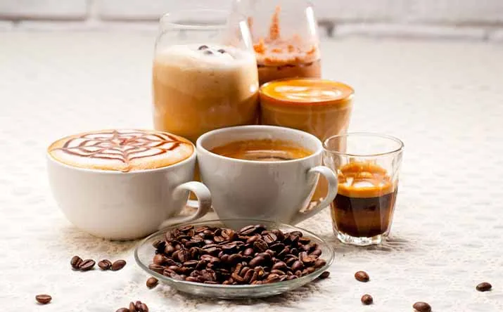 Tips for å tilberede en perfekt latte til brudepiken 1 una taza de cafe con leche 19